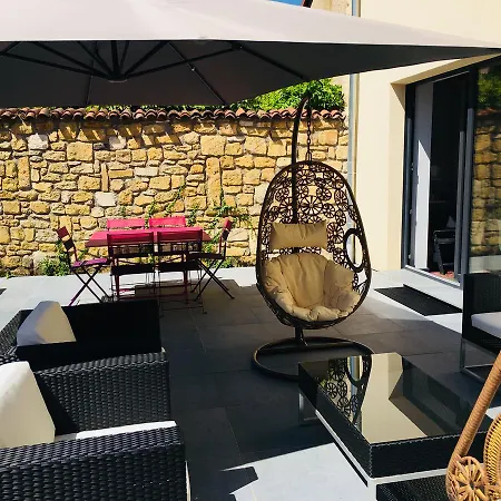 Par Monts Et Par Vaux Frühstückspension 4*